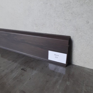 Плiнтус пластиковий Grun Holz Венге GH023 70мм